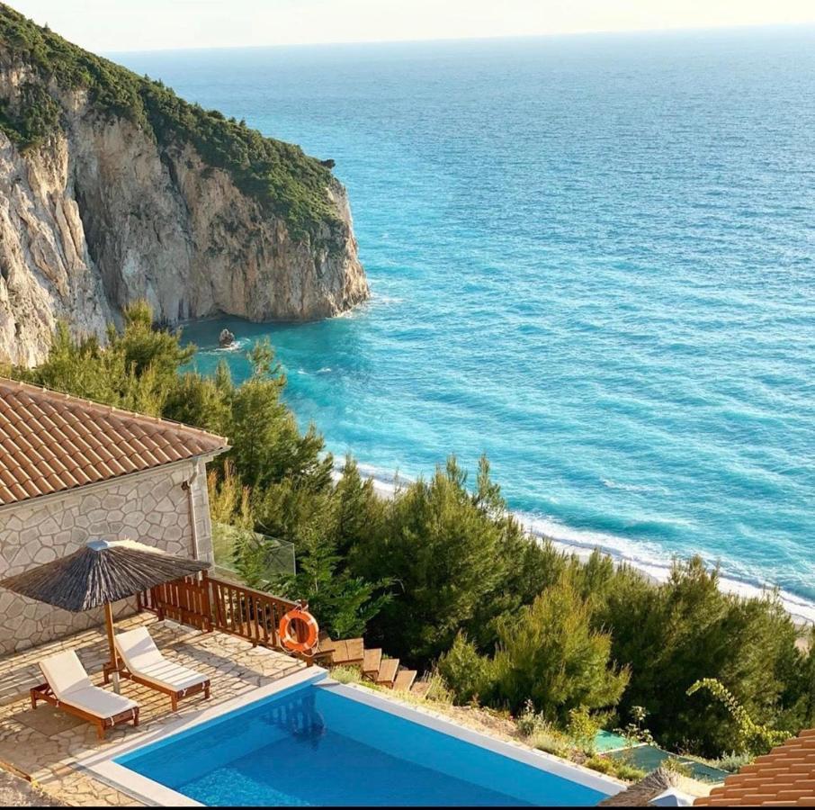 Milos Paradise Luxury Villas Áyios Nikítas Exteriör bild